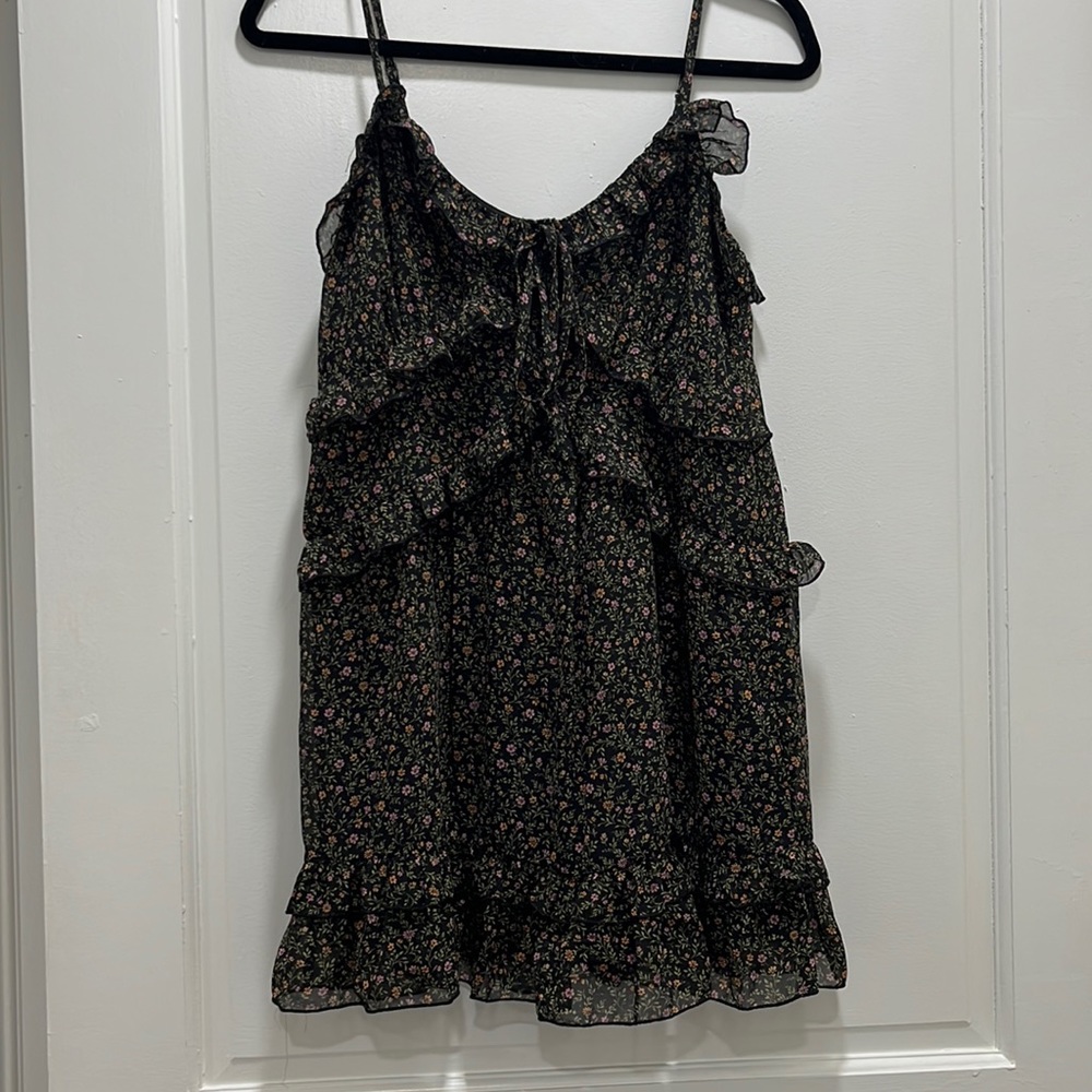 BLACK FLORAL SUNDRESS